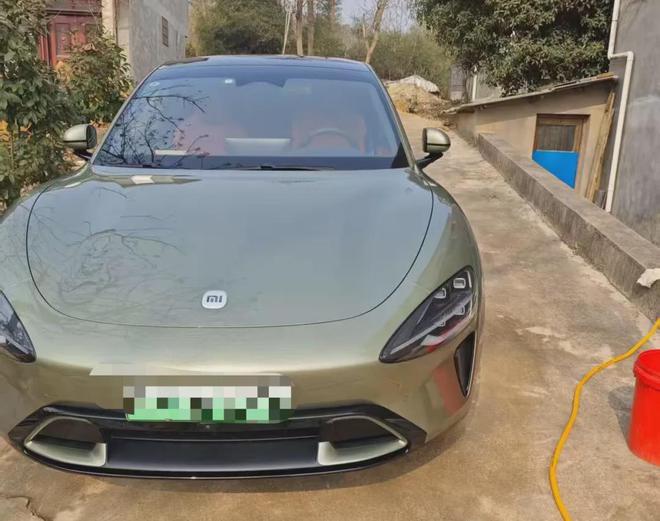 风暴平台官方:撞车前1秒智能驾驶被人接管!死者或均为大学生!小米SU7车祸细节披露,家属发声